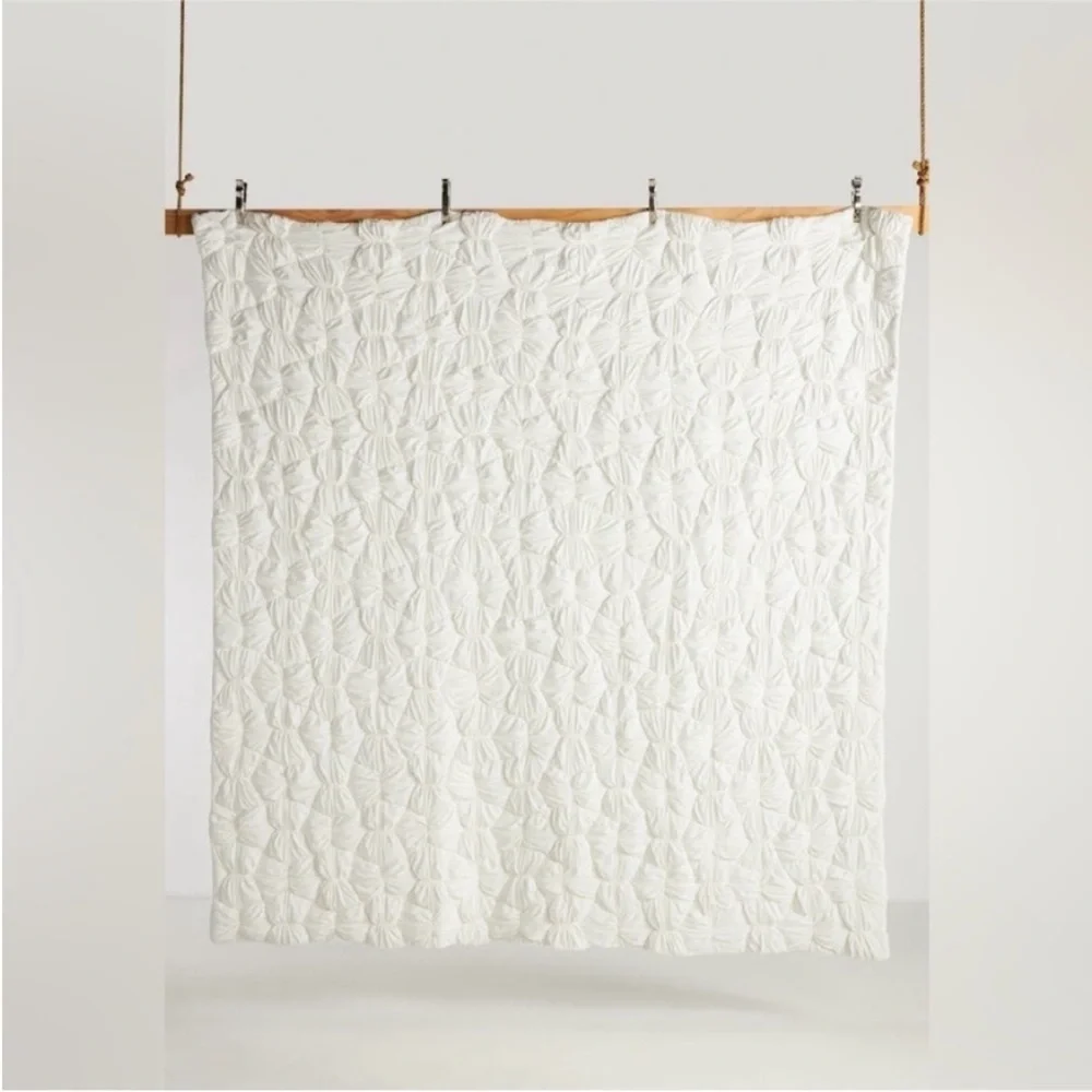 Anthropologie Constance Cotton Jersey Cloud Quilt Size King NWT